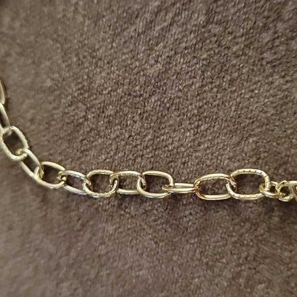 3/$30 Vtg Art Deco White Triangle Rhinestone Chain Necklace - Picture 6 of 7